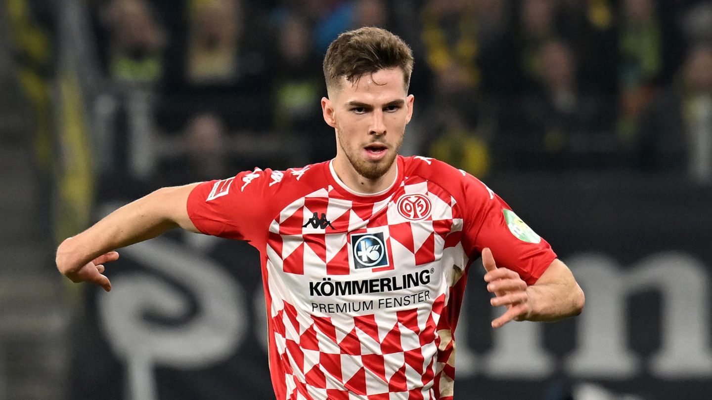 DFB-Elf: Flick nominates three returnees and one newcomer