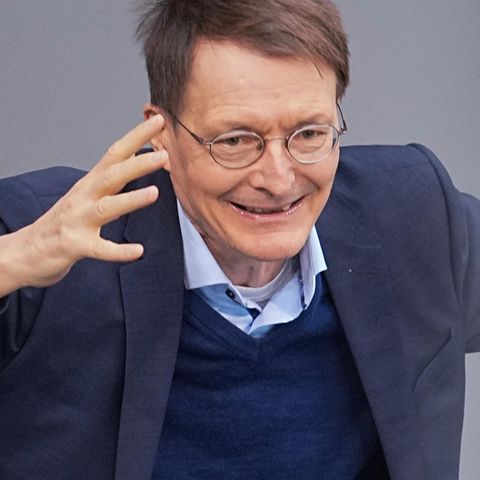 Lauterbach spricht im Bundestag