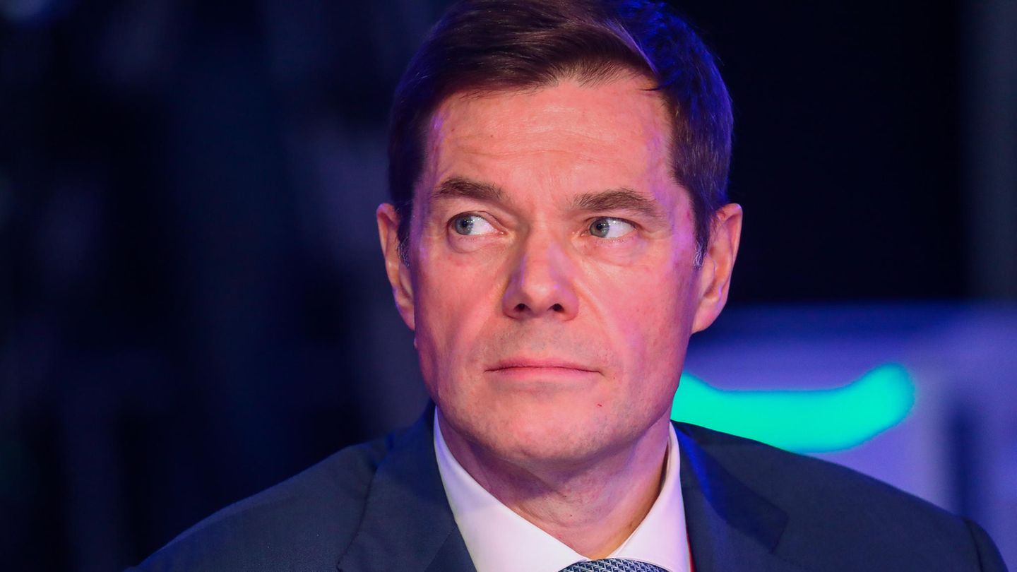 Oligarch Mordashov fears for the villa and yacht – now his wife should save the Tui shares