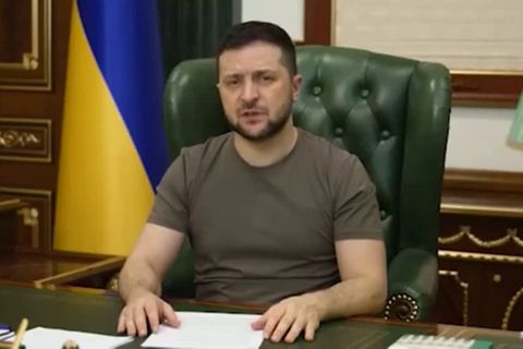 Belagerte Hafenstadt: Ukraine will Mariupol nicht aufgeben