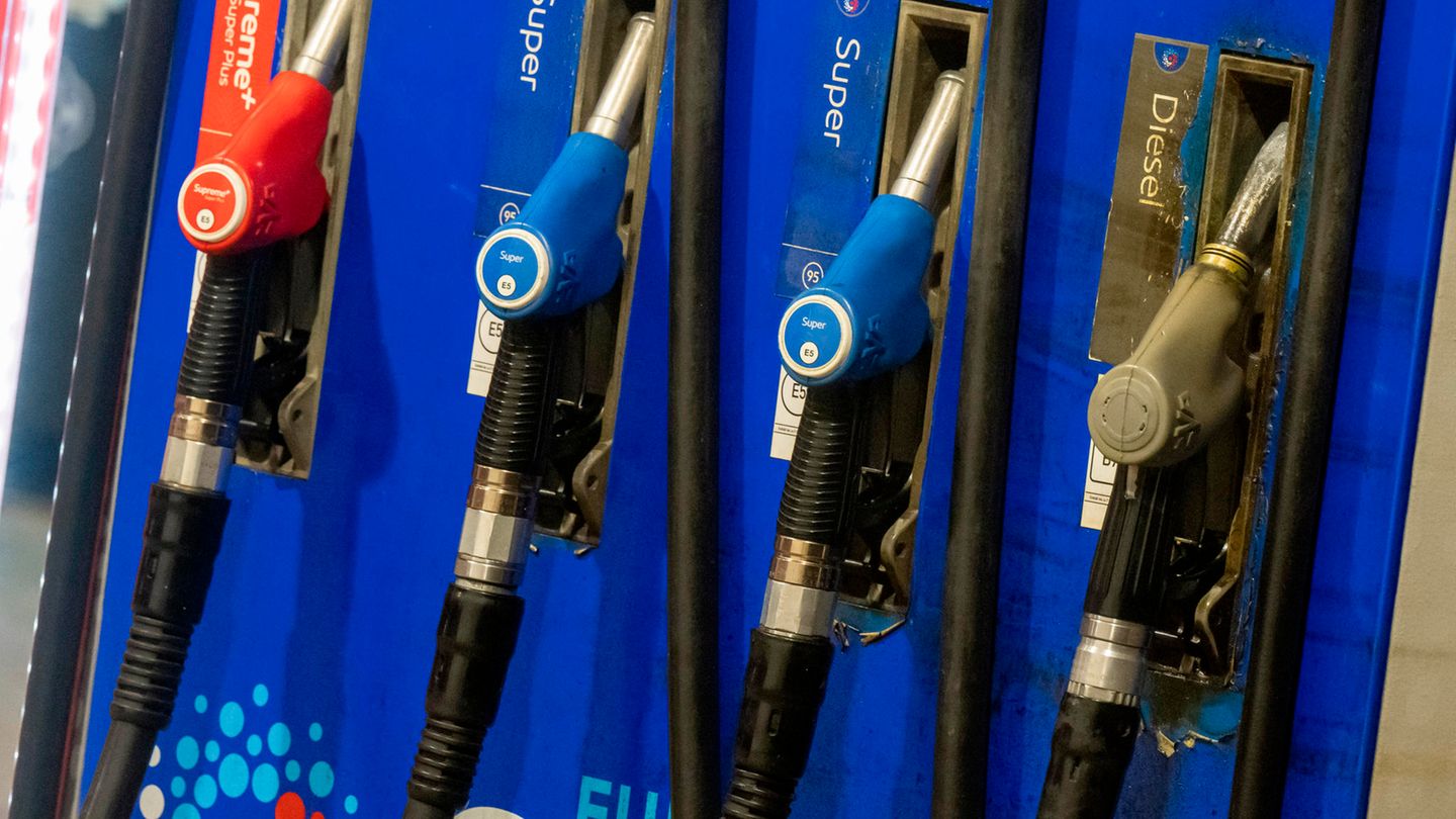 Die Spritpreise an den Tankstellen steigen