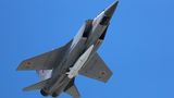 19. März: Erstmals meldet Russland den Einsatz der Hyperschall-Rakete "Kinschal" (auf dem Archivfoto an einem MiG-31-Abfangjäger). Sie soll ein Munitionslager im Südwesten der Ukraine getroffen haben. Nach UN-Angaben sind inzwischen mehr als 3,1 Millionen Menschen auf der Flucht, in Deutschland wurden offiziell mehr als 200.000 Ukraine-Flüchtlinge registriert.