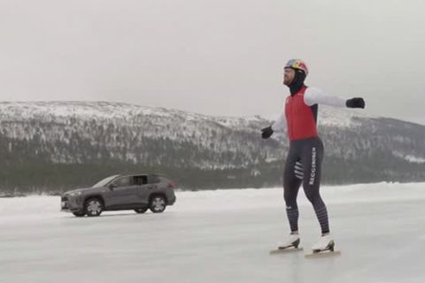Auf Natureisbahn: Unglaubliche 103 km/h: Kjeld Nuis stellt Eisschnelllauf-Rekord auf