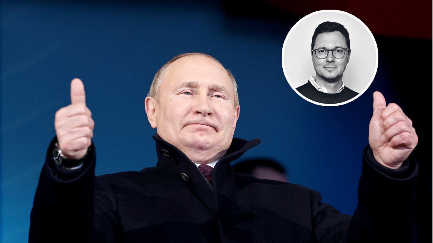 Putin hält beide Daumen nach oben