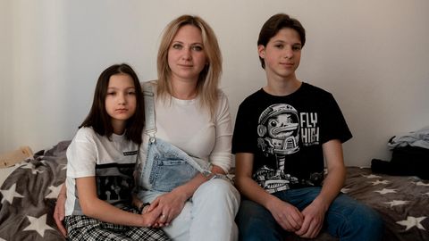 Ekaterina mit Tochter Kira und Sohn Danylo