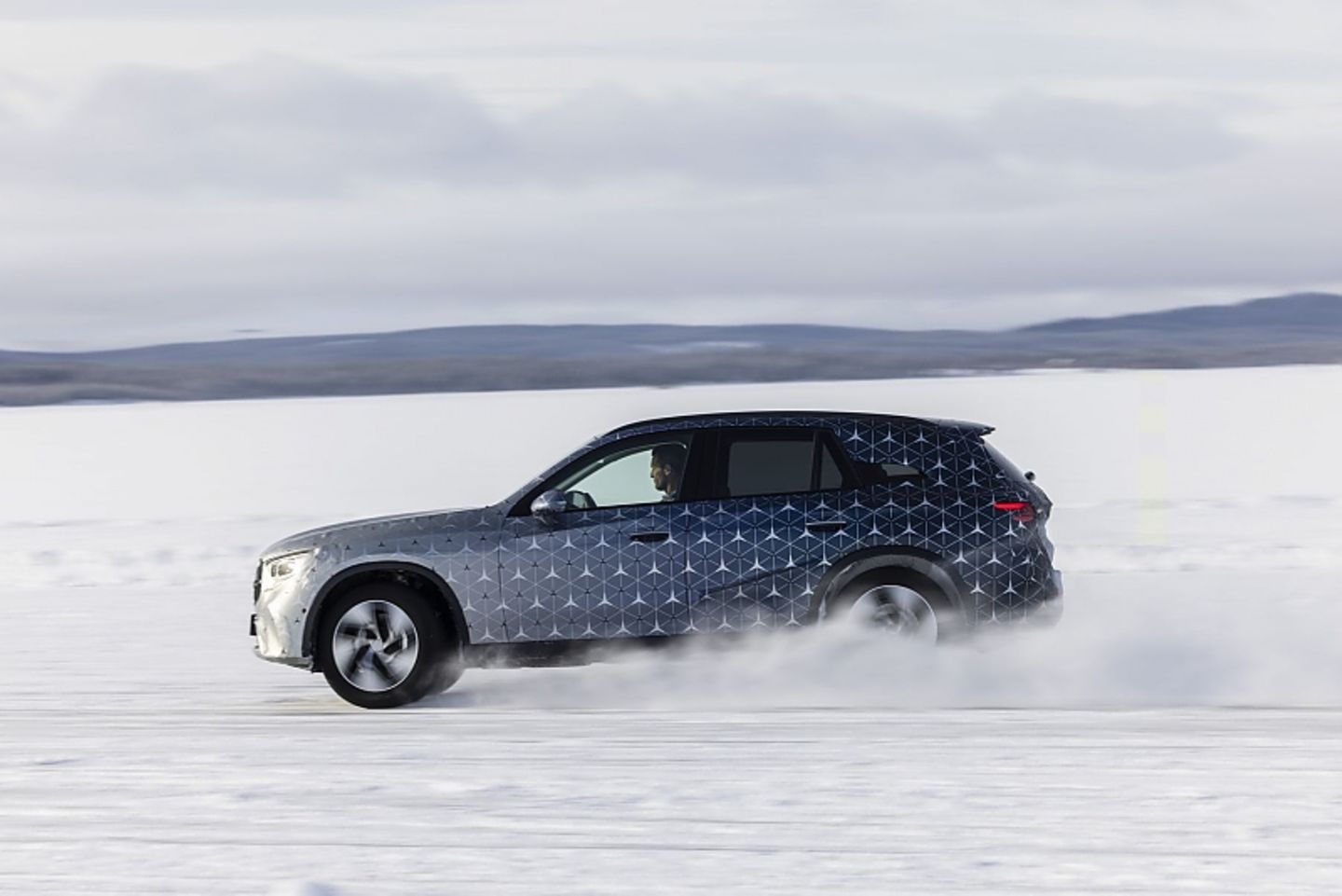 Der Mercedes GLC X254 hat ein Mildhybrid-Modul mit 17 KW / 23 PS