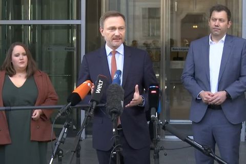 Video: Koalition verspricht weitere Entlastungen bei Energiekosten
