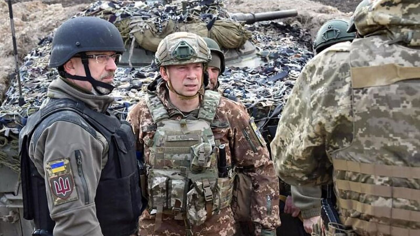 Ukraine starts offensive against Russia – and records first successes