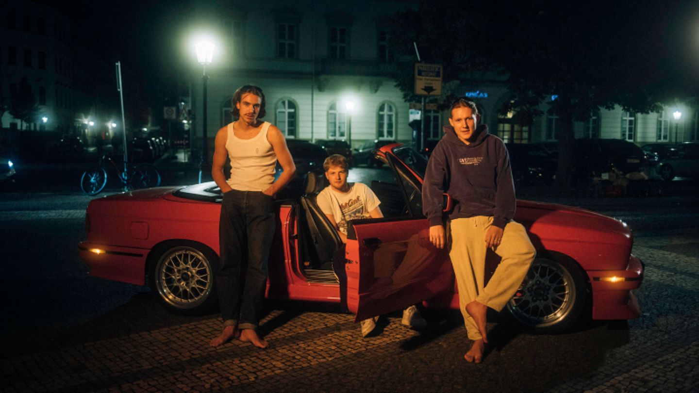 Das Künstlerkollektiv 01099: Zacharias, Gustav, Paul (v.l.n.r.)