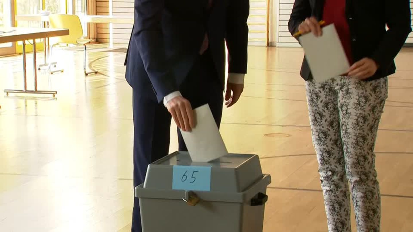 Video Landtagswahl im Saarland hat begonnen STERN.de