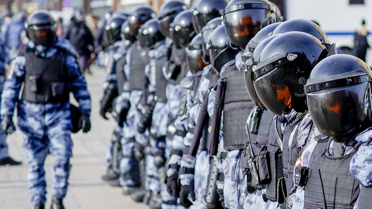 Resisting War in the National Guard: Fighting Your Own Troops