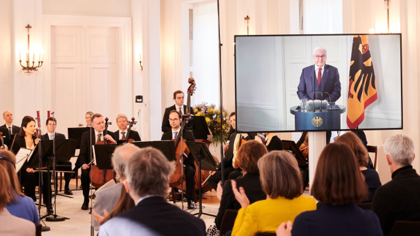 Bundespräsident Frank-Walter Steinmeier bei einem Soli-Konzert für die Ukraine