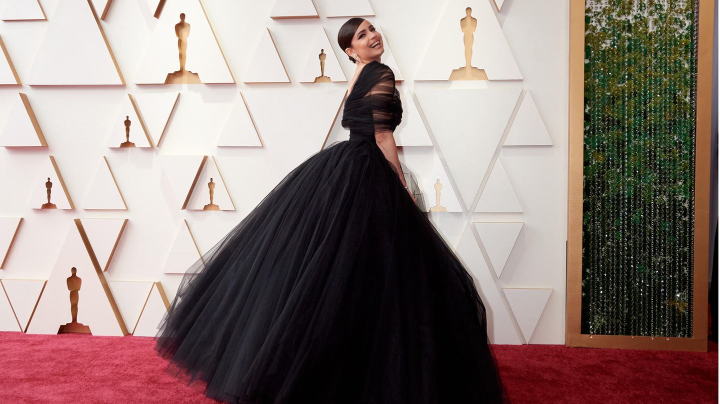 Oscars 2022 Sofia Carson