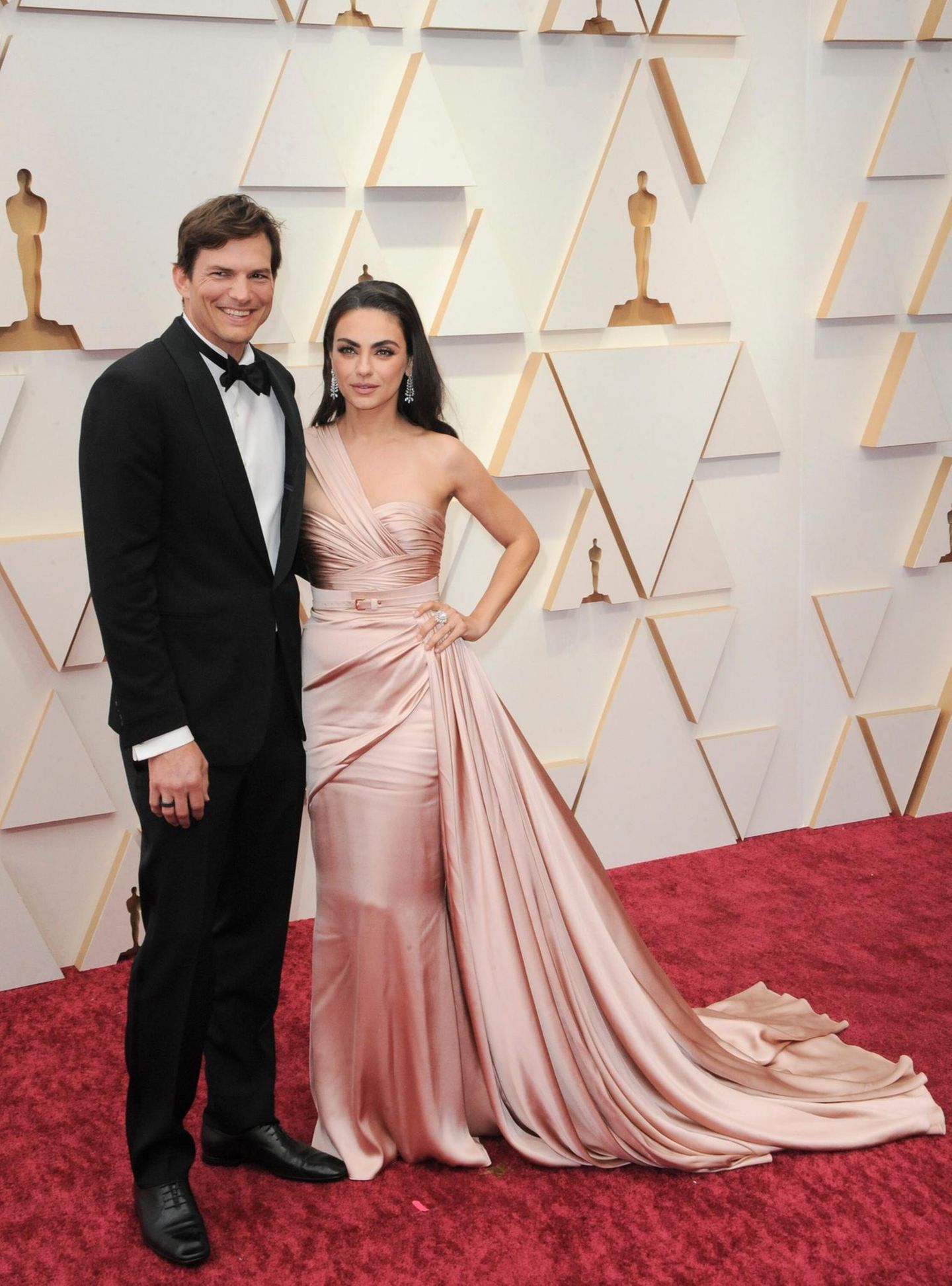 Oscars 2022 Mila Kunis Ashton Kutcher