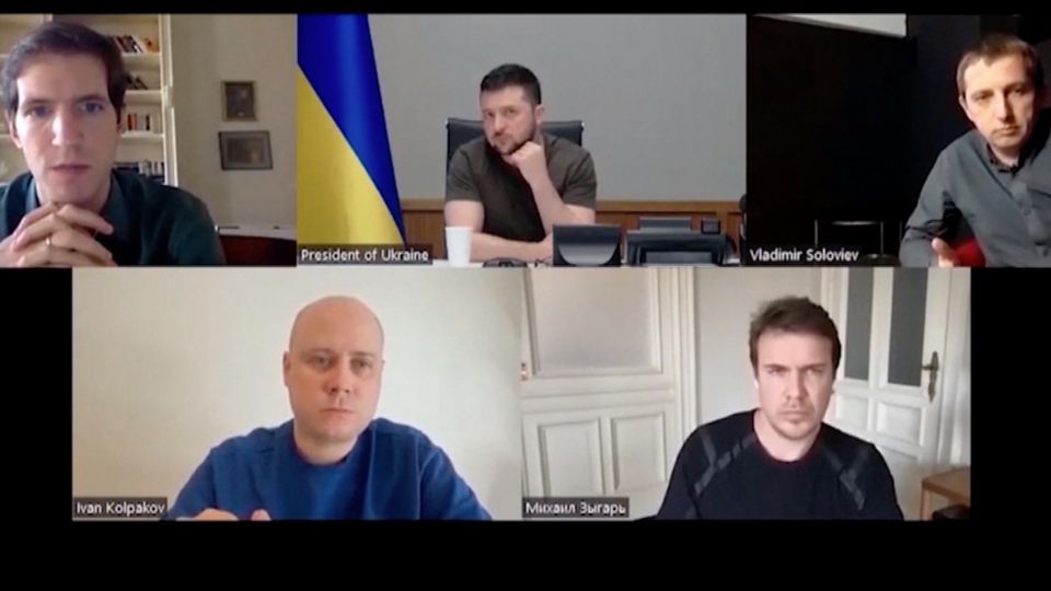 Selenskyi spricht mit russischen Journalisten – Moskau verbietet Ausstrahlung des Interviews