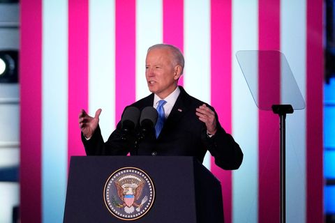 Joe Biden, Präsident der USA, hält eine Rede im Warschauer Königsschloss