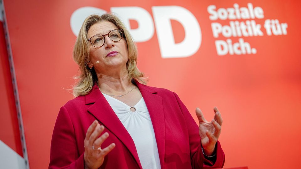 Landtagswahl im Saarland: SPD strebt Alleinregierung an Anke Rehlinger, designierte Ministerpräsidentin des Saarlandes (SPD)