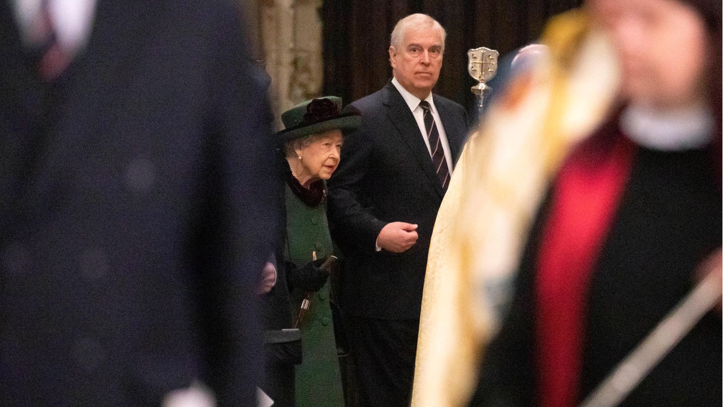 Queen Elizabeth Prinz Andrew Queen Elizabeth Prinz Andrew