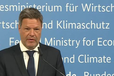 Energie aus Russland: Trotz Frühwarnstufe: Habeck sieht Gasversorgung für Deutschland gesichert