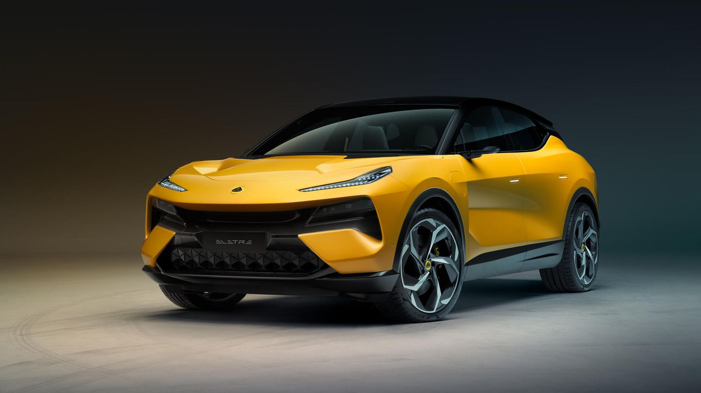 Frontansicht des Lotus Eltre