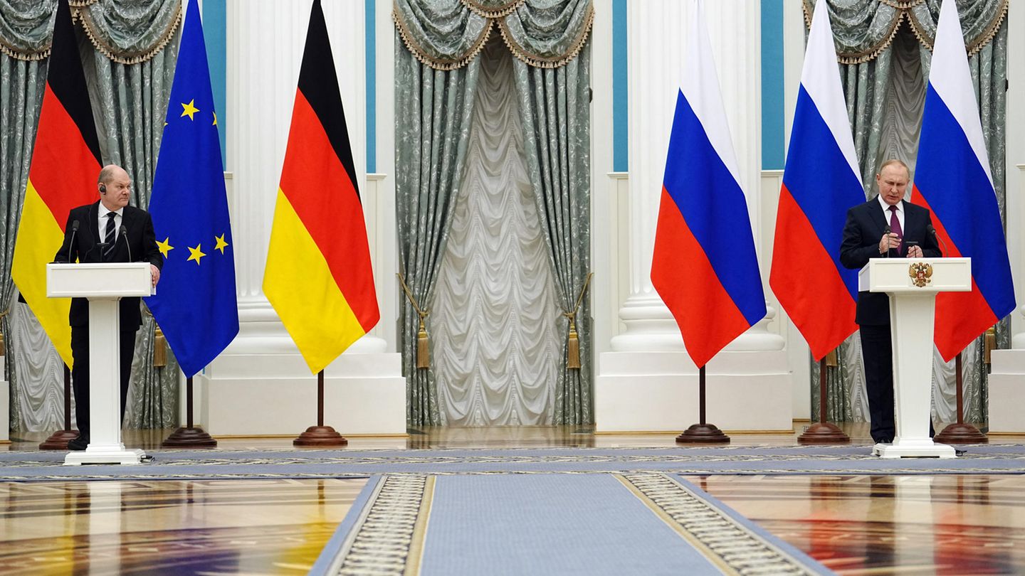 Wladimir Putin und Olaf Scholz