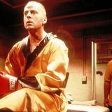 Quentin Tarantino hat ein besonders Talent, die richtigen Schauspieler für seine Filme zu finden. 1994 engagierte der Regisseur Bruce Willis für "Pulp Fiction". Der Film wurde ein gigantischer Erfolg sowie zu einem der prägenden Werke der 90er Jahre - und gab Willis' Karriere neuen Schwung. In der verschachtelt erzählten Geschichte spielt er einen korrupten Boxer, der entgegen der Absprache seinen Kampf gewinnt und damit in Schwierigkeiten gerät