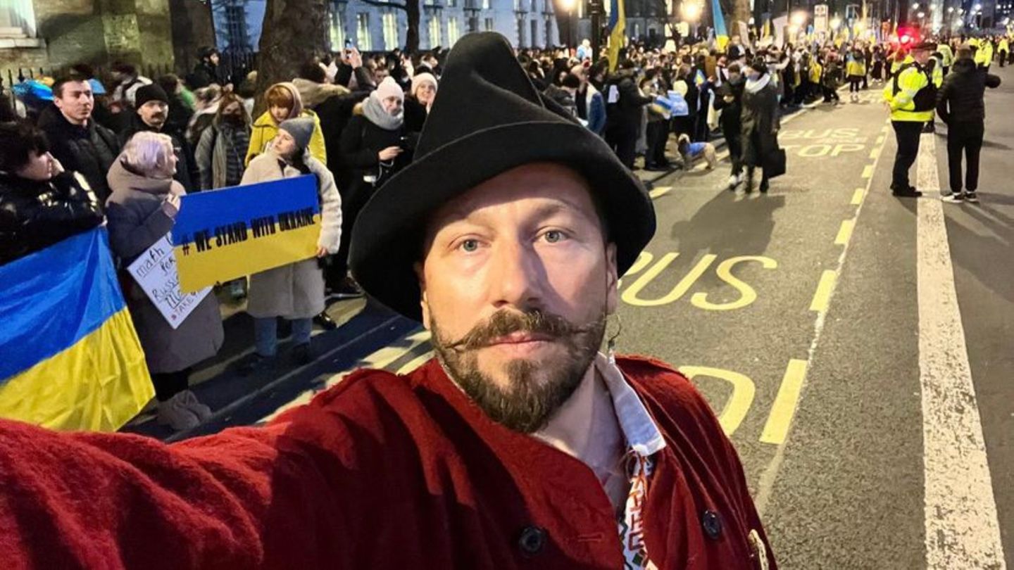 Evgeny Chichvarkin bei einer pro-ukrainischen Demonstration in London