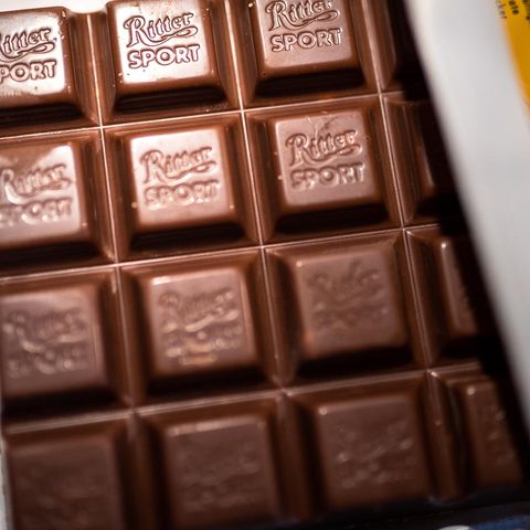 Eine Tafel Ritter Sport Schokolade