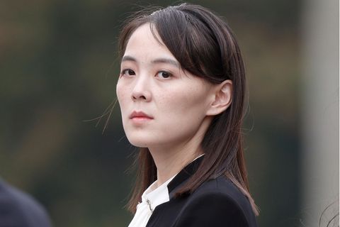 Kim Yo Jong bei einer Kranzniederlegung in Nordkorea