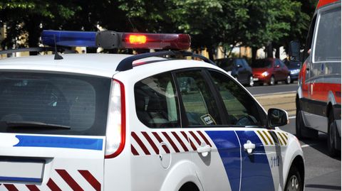 Polizeiauto in Ungarn als Symbolfoto für Artikel über Zugunglück