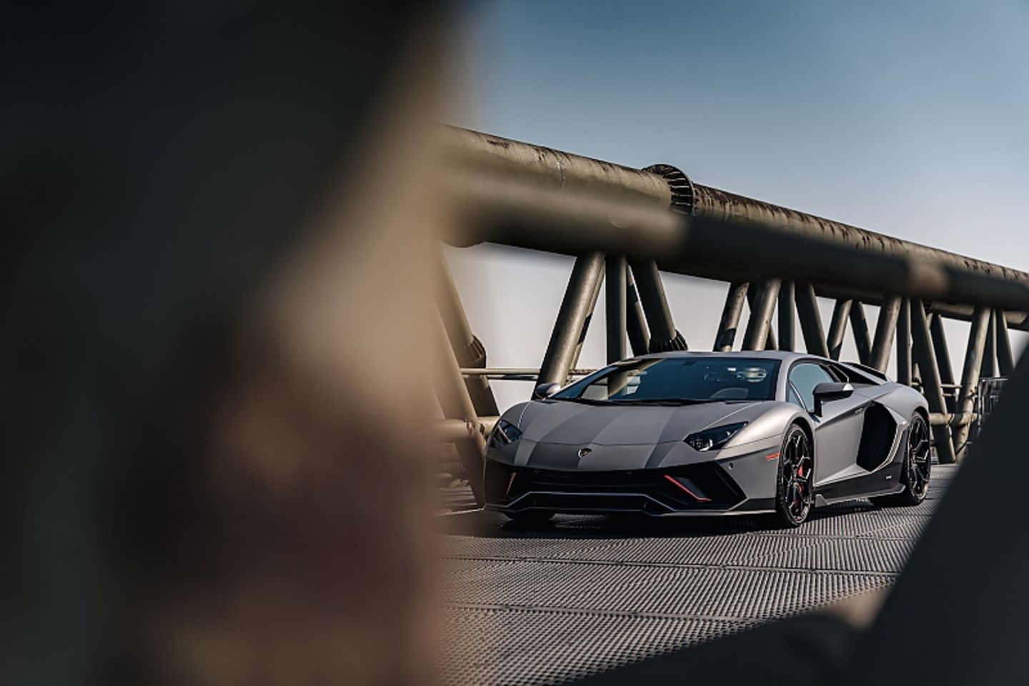 Lamborghini Aventado   der ultimative Stier kommt auf die Straße ...