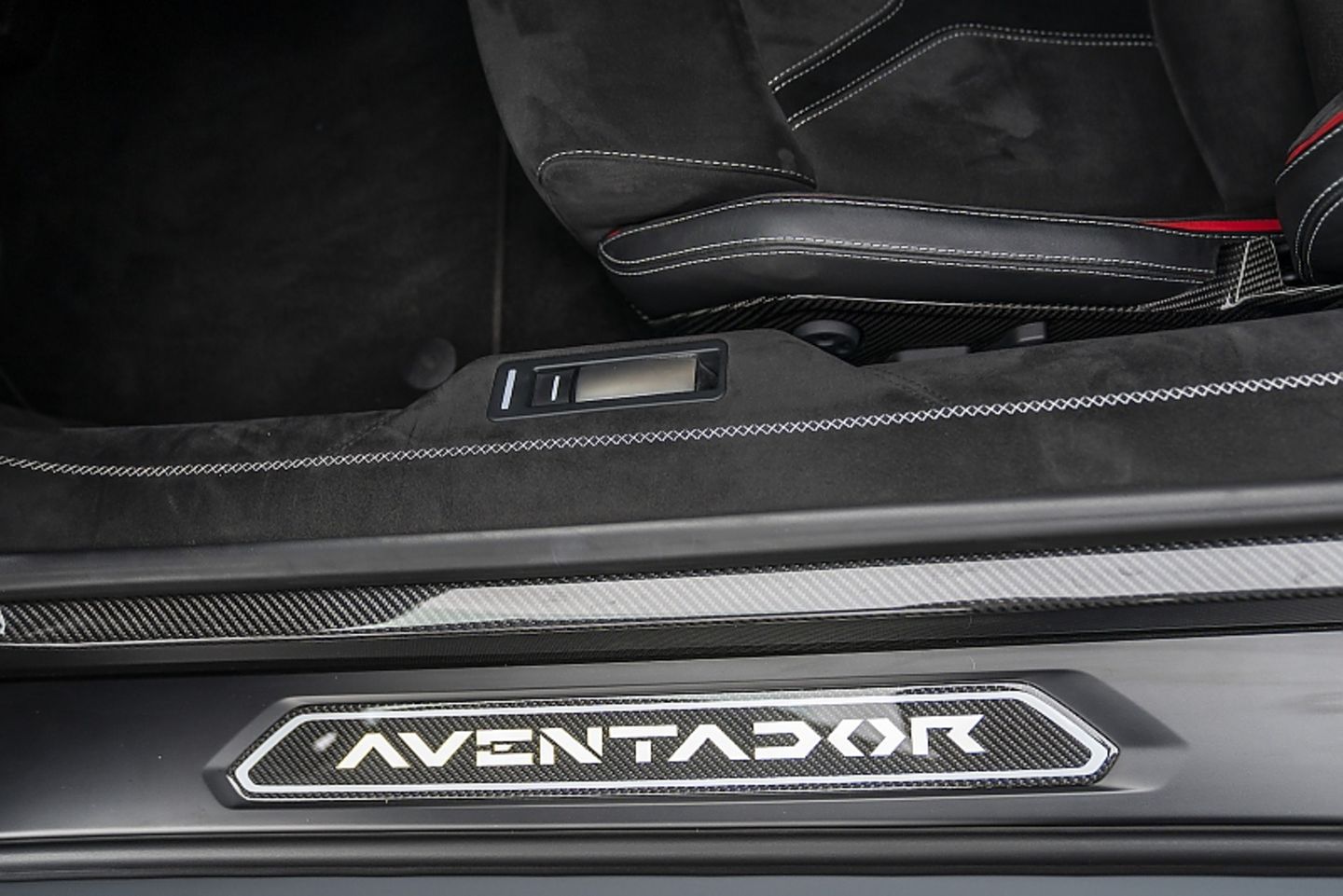 Lamborghini Avantador LP 780-4 Ultimae