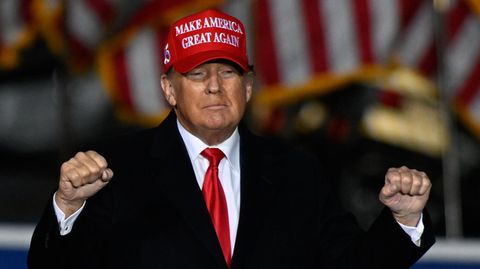 Von Truth Social hatte sich Donald Trump ein Comeback erhofft