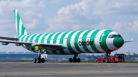 Airbus A330-900 der Condor