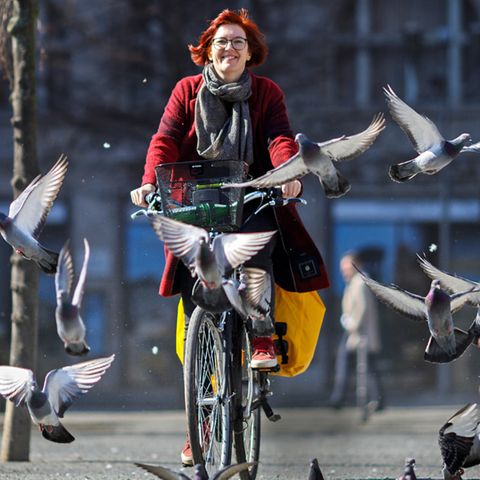 Jan Rosenkranz und Tina Kaiser auf ihren E-Bikes