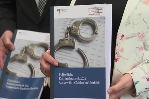 Video: Weniger Straftaten und höhere Aufklärungsquote in Deutschland