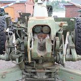 Die sowjetische 122 mm Haubitze D-30. Diese Waffe ist zwar schwer, aber einfach in der Bedienung. Sie schießt rund 15 Kilometer weit.