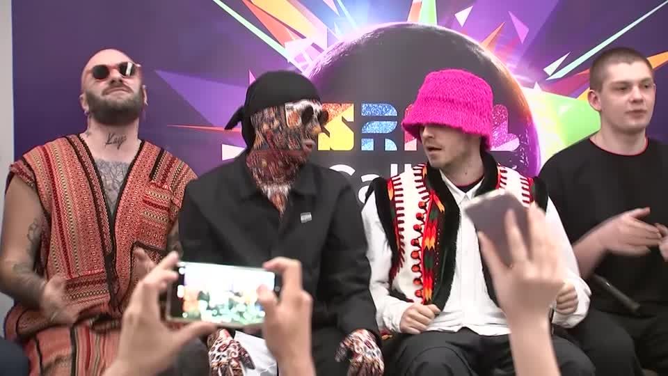 Video: Fans freuen sich über Spontanauftritt
