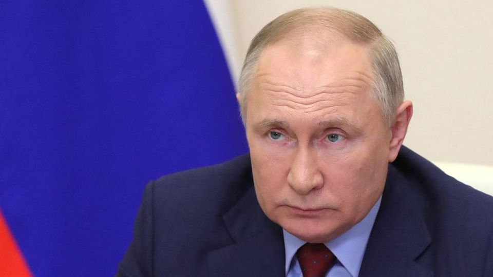 Russlands Präsident Wladimir Putin spricht über den Krieg in der Ukraine