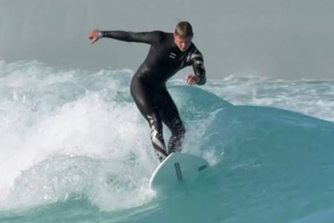 Formel 1: Mick Schumacher nimmt Surfunterricht vor Australien-GP (Video)