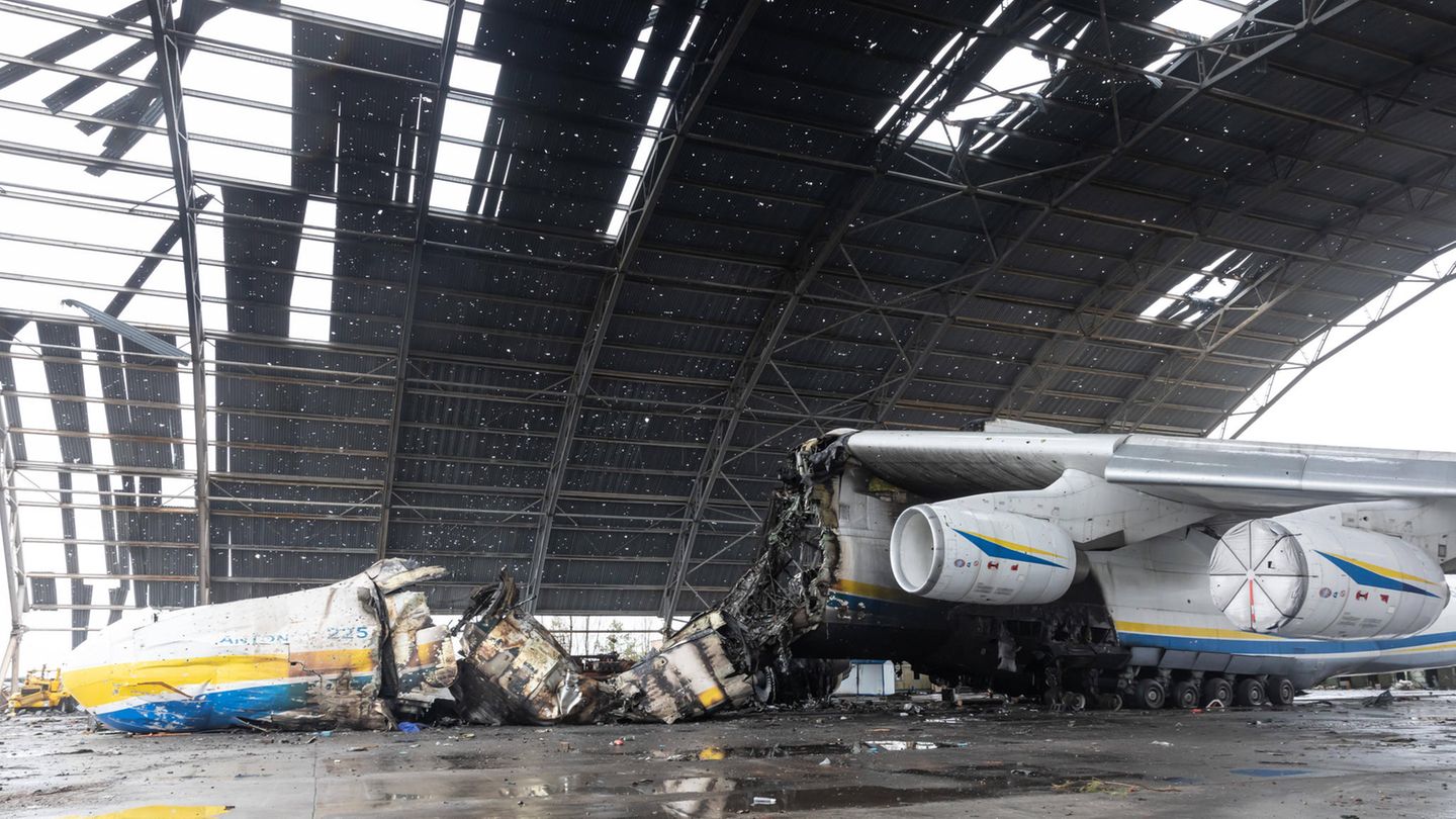 Antonow An-225