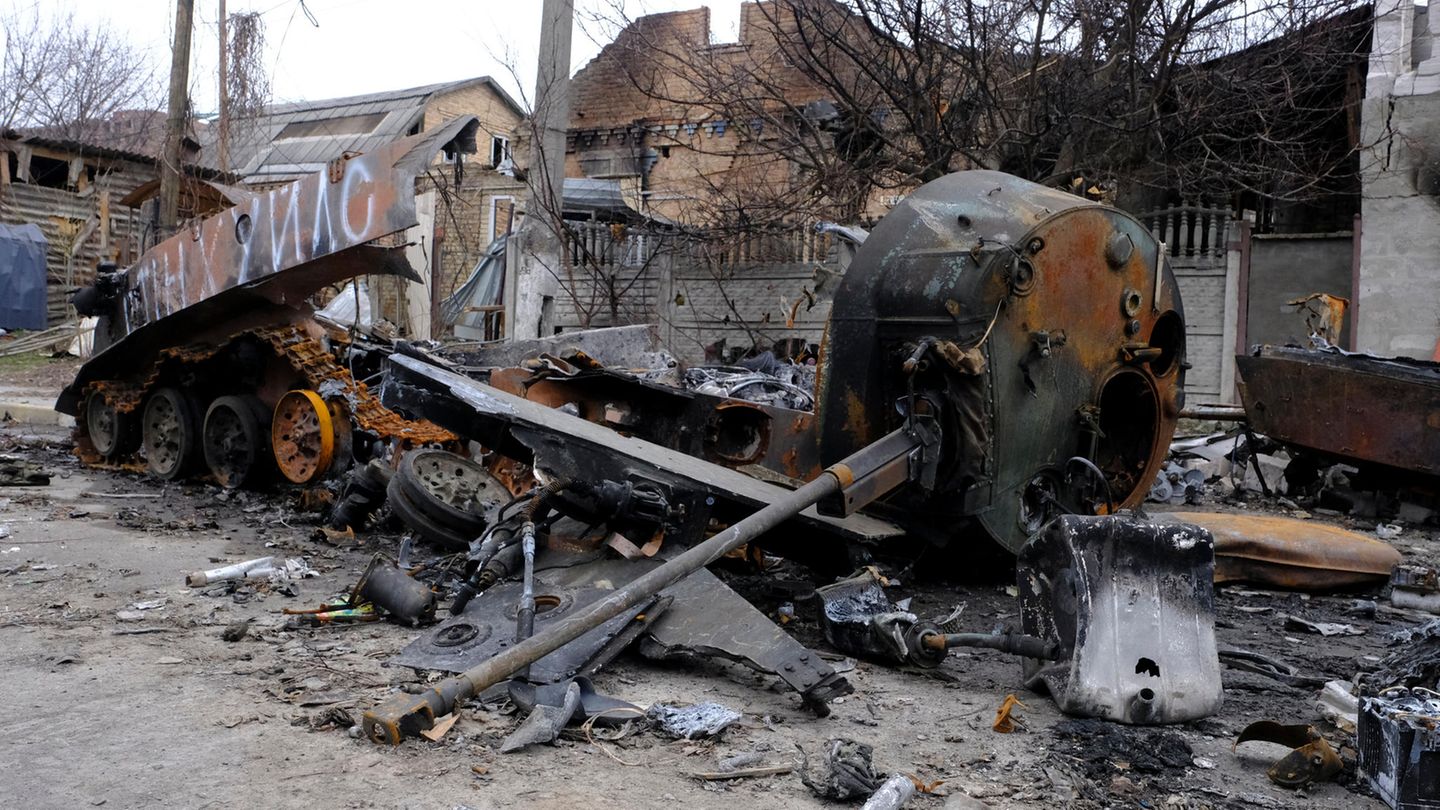 Vladimir Putin – the alleged grand strategist is waging a war just to cover up his own mistakes Vladimir Putin – the alleged grand strategist is waging a war just to cover up his own mistakes