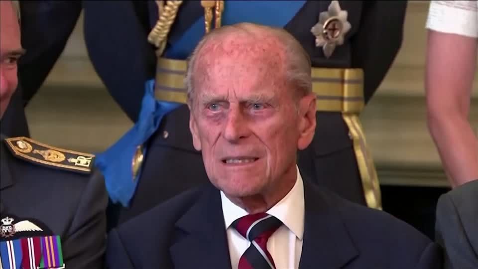 Video: Prinz Philip - 1. Todestag des Herzogs von Edinburgh Video: Prinz Philip - 1. Todestag des Herzogs von Edinburgh