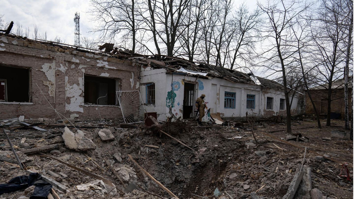 Ukraine war: More than 20 hospitals in Ukraine are completely destroyed