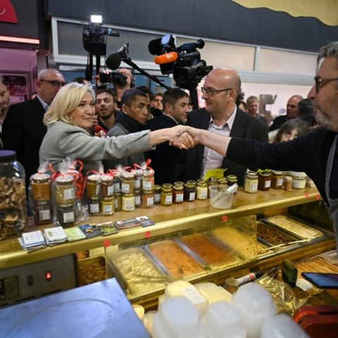 Marine Le Pen sucht die Nähe zum Wähler