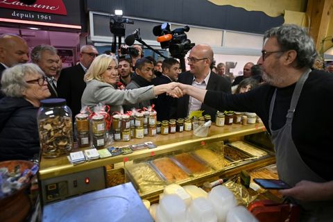 Marine Le Pen sucht die Nähe zum Wähler