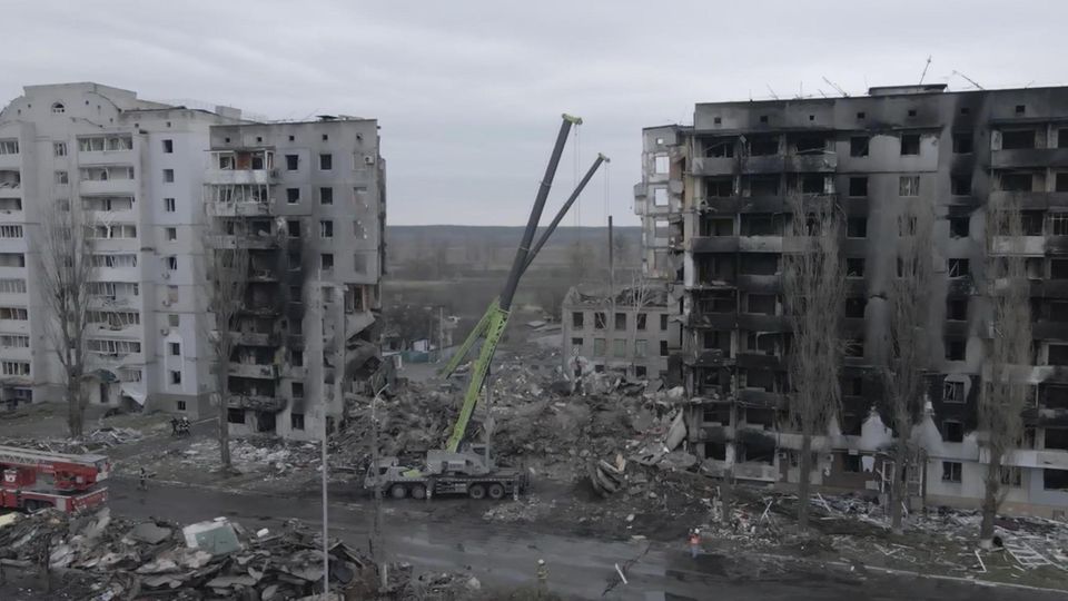 Angriffe auf Borodjanka-Siedlung – Suche nach hunderten Leichen