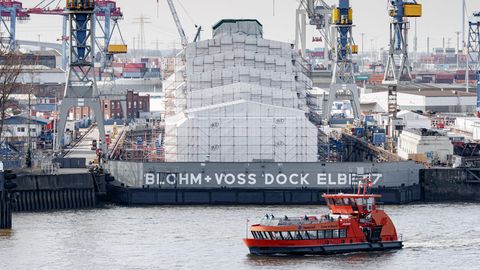 Mega-Yacht "Dilbar" von Alischer Usmanow