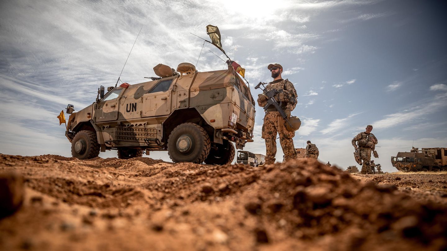 EU halts practical training for security forces in Mali