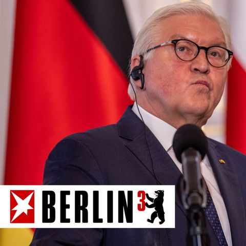 Berlin hoch 3.Kolumne - Bundespräsident Steinmeier verzieht das Gesicht